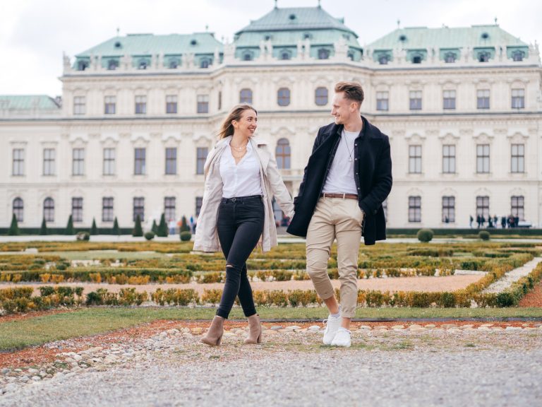 Belvedere Love Story - couple photography Vienna