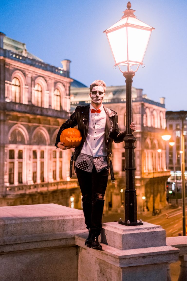 Halloween shooting in Vienna Opera Albertina Platz