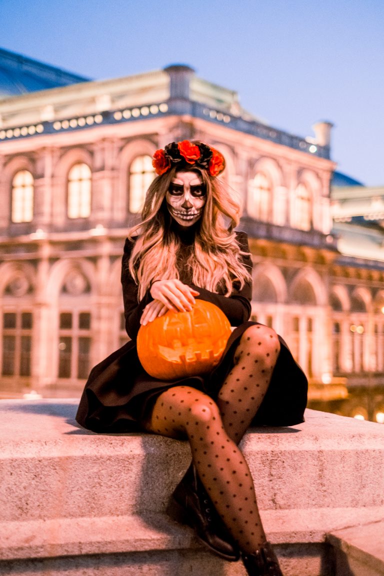Halloween shooting in Vienna Opera Albertina Platz