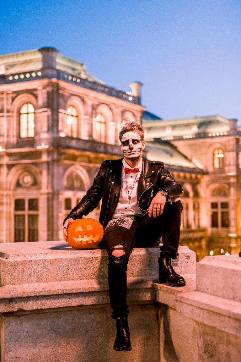 Halloween shooting in Vienna Opera Albertina Platz