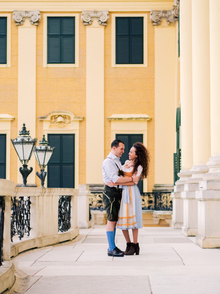 Engagement-Couple-Photshoot-Vienna-Schönbrunn