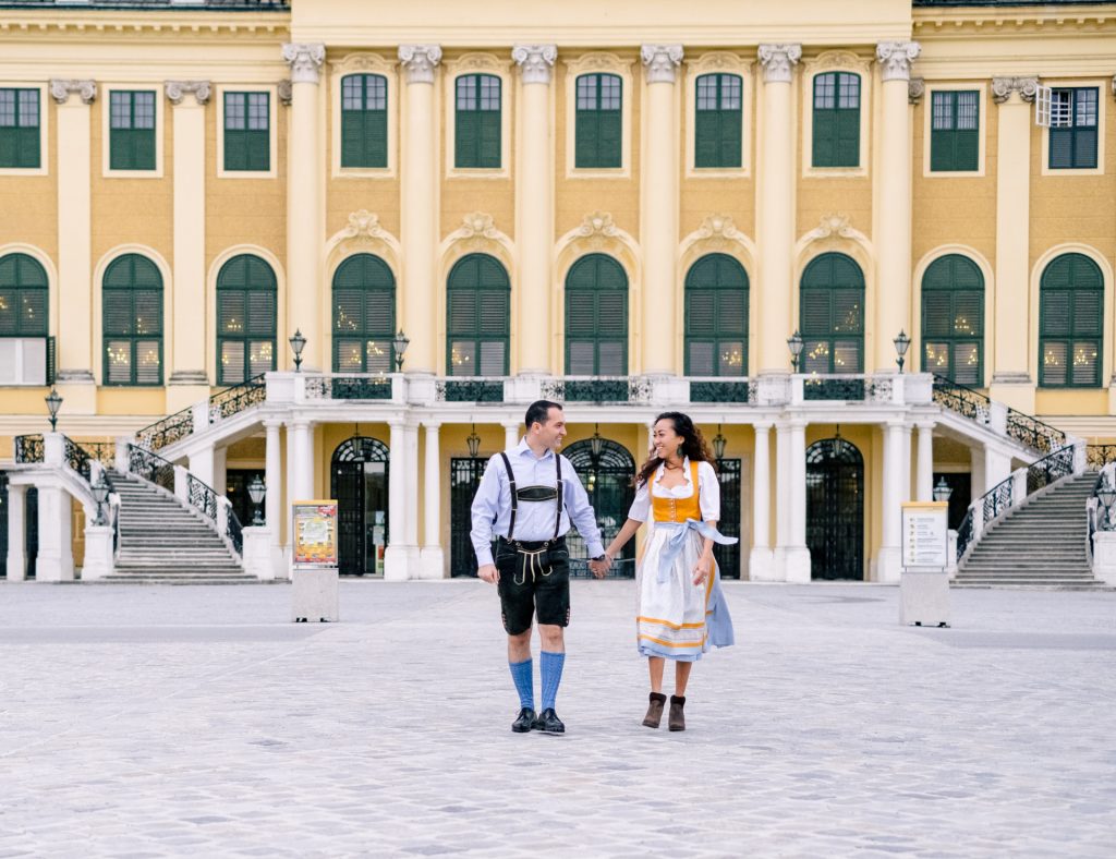 Schönbrunn Engagament Session Vienna Couple Photos