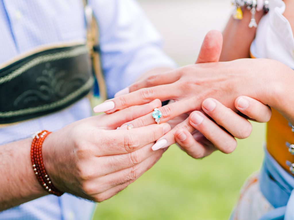 Schönbrunn-Engagement-Couple-Photo-Session-by-Virag-Horvath