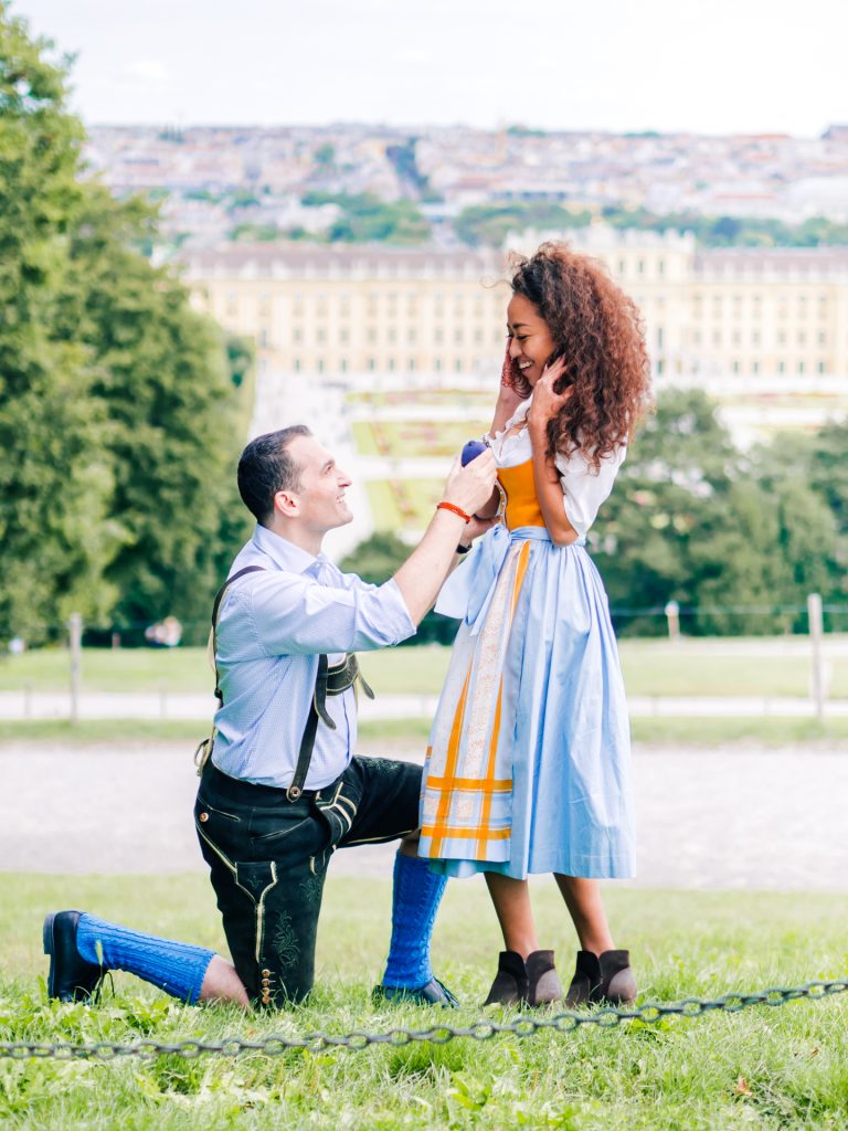 Secret-Engagement-Vienna-Schönbrunn-Palace
